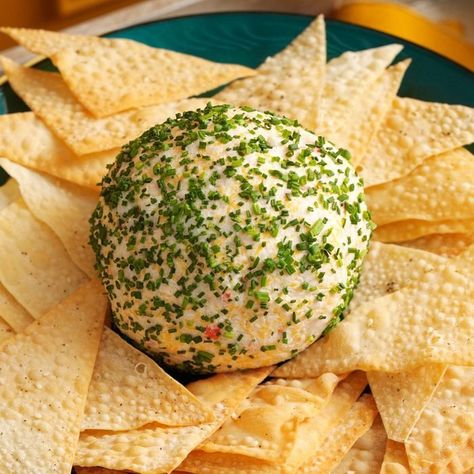 Seafood Cheese Ball, Cheeseballs Recipes, Cheesy Balls, Cheeseball Recipes, Crab Sticks, Cheese Appetizer, Crab Rangoon, Snack Dip, Cheese Ball Recipes