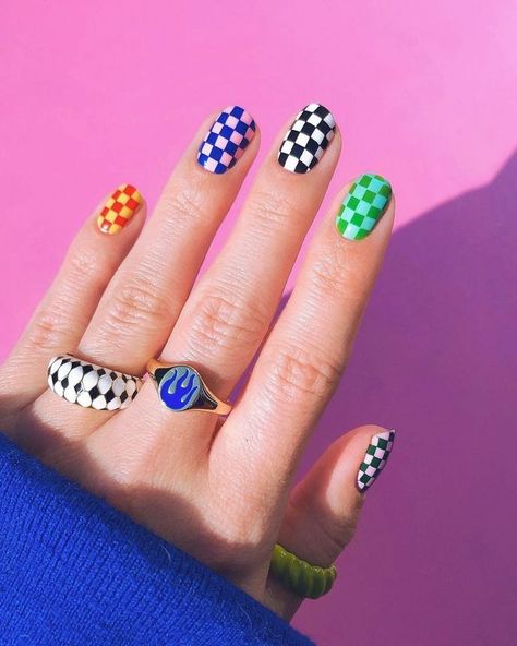 Short Nails Trendy, Nails Checkered, Retro Filter, Short Nails Ideas, You Nails, Nail Designs For Short Nails, Nail Routine, Checkered Nails, Designs For Short Nails