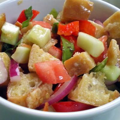 One of my favorite salads! Yum. Panzanella (Ina Garten) Italian Bread Salad, Panzanella Salad Recipe, Panzanella Recipe, Best Ina Garten Recipes, Quinoa Soup, Panzanella Salad, Gooseberry Patch, Ina Garten Recipes, Bread Salad