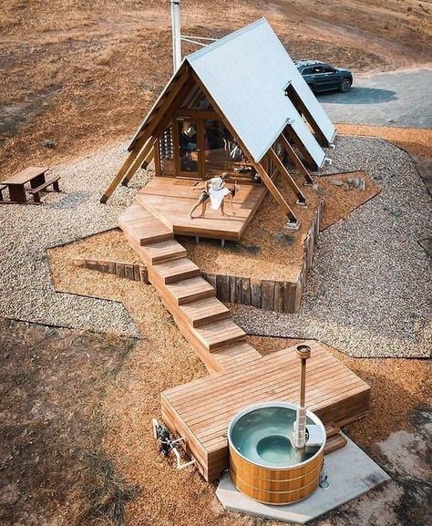 Surf Cabin, Piscina Container, Garden Sauna, Alaska Cabin, Wooden Cabin, A Frame House Plans, A Small House, In The Middle Of Nowhere, Middle Of Nowhere