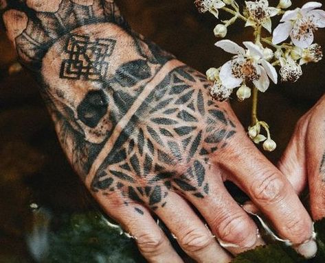 Palm Tattoo Men Hands, Dot Work Hand Tattoo, Geometric Hand Tattoo Men, Aztec Hand Tattoo, Mandala Hand Tattoo Men, Geometric Hand Tattoo, Geometric Throat Tattoo, Hand Palm Tattoos, Geometric Tattoo Hand