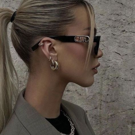 Chic Hairstyles, Sleek Ponytail, Sleek Hairstyles, Summer Style Casual, Hairstyles For School, Trendy Hairstyles, Hair Looks, Hair Goals, Hair Inspo