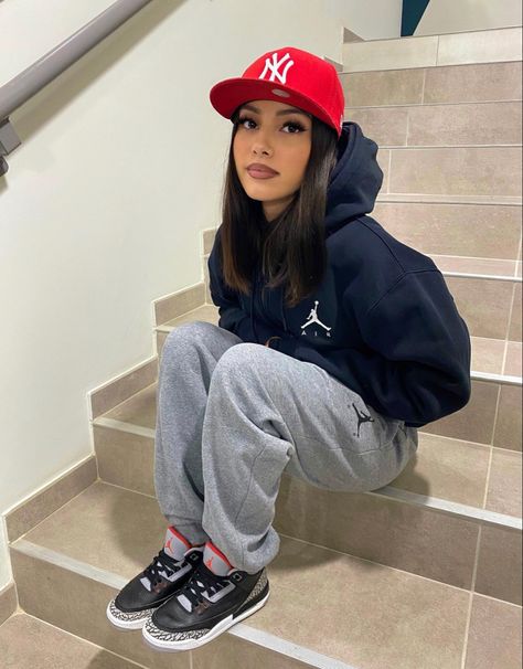 Comfy Baddie Outfits, Looks Hip Hop, Comfy Fall Outfits, Tomboy Style Outfits, Chill Outfits, Cute Comfy Outfits, Streetwear Fashion Women, Tomboy Fashion, Baddie Outfits Casual