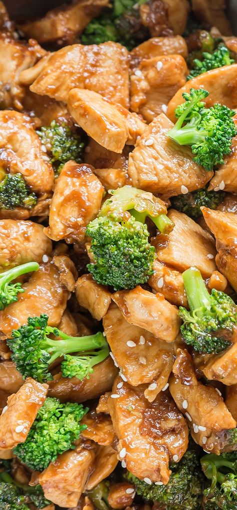 Chicken Broccoli Air Fryer Recipes, Air Fryer Chicken And Broccoli, Airfryer Dinner, Broccoli Chicken Recipes, Sausage And Bean Casserole, Chicken Sausage Recipes, Chicken With Broccoli, Delicious Broccoli, Beef Jerky Recipes