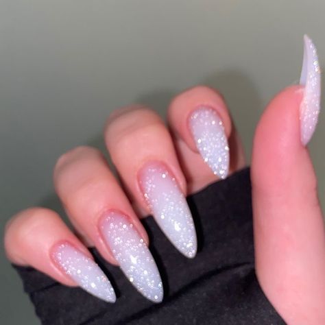 Winter Nail Art Designs, Milky Nails, Hippie Nails, Punk Nails, Nails Now, Glow Nails, Shiny Nails, Acrylic Nails Coffin Pink, Soft Nails