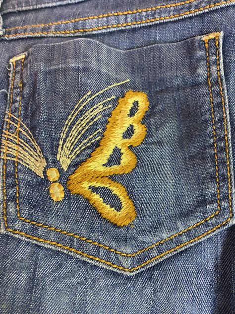 Embroidered Jeans Aesthetic, Jean Embroidery Ideas Pockets, Yellow Aesthetic Y2k, Y2k Embroidery Designs, Embroidery On Jeans Pocket, Jean Pocket Embroidery, Embroidering Ideas, Y2k Vintage Aesthetic, Y2k Embroidery