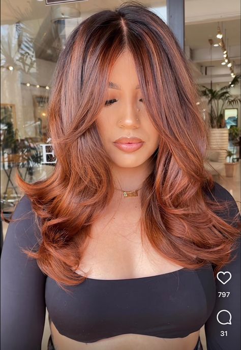 Copper Black Balayage, Balayage Hair Honey Caramel Highlights, Color Hair Ideas For Brown Skin Tone, Red Hair For Pale Skin And Brown Eyes, Cooper Hair Outfit Ideas, Red Tint Balayage Hair, Auburn Hair With Black Roots, Auburn Hair Color On White Women, Red To Light Brown Hair Before And After