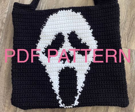 Ghostface Pillow, Ghostface Crochet Pattern, Ghostface Crochet, Crochet Wall Hangings, Plushie Patterns, Crochet Pouch, Tapestry Crochet Patterns, Tapestry Pillow, Crochet Tote Bag