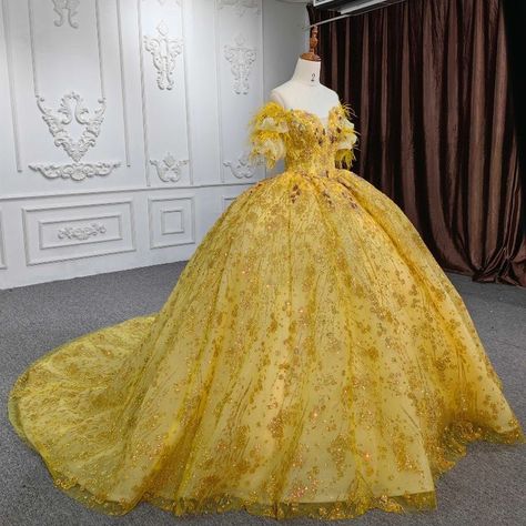 Worldwide Shipping Support modification Handmade You can take pictures to confirm the details before delivery Shiny Ball Gown, 80s Prom Dress Costume, Yellow Quinceanera, Birthday Party Sweet 16, Yellow Quinceanera Dress, Dresses Organza, Cotillion Dresses, Organza Ball Gown, Champagne Quinceanera Dresses