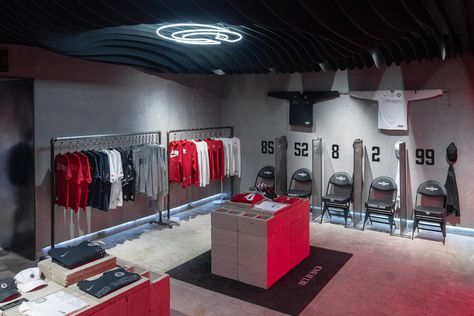 Nike x TDE Championship Tour Pop-up Shop hosted by Concepts Retail Interior, Pop Up Shop, Event Space, Concept Store, Pop Up, Nike, Design