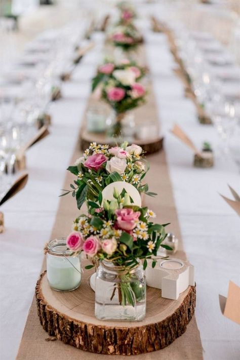 wedding centerpiece ideas for long table with tree stumps #wedding #weddings #weddingcenterpieces #rusticweddings #hmp Cheap Table Decorations, Rustic Forest Wedding, Tafel Decor, Rustic Wedding Table, Amazing Weddings, Dessert Bar, Wedding Table Decorations, Wedding Table Settings, Wedding Table Centerpieces