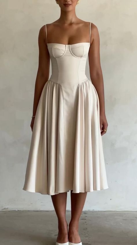 Semi Casual Outfit Women Party, Chic Dress Classy, Classy Casual Outfits, Grad Dresses, Vestidos Vintage, Glam Dresses, Looks Chic, Lookbook Outfits, Classy Dress