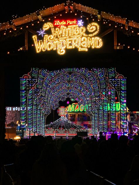 Winter Wonderland Uk, Winterwonder Land, Insta Dpz, Winter Wonderland Hyde Park, Winter Wonderland London, Year Board, British Christmas, London 2023, Disneyland Attractions