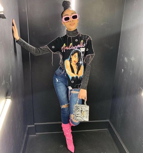 Graphic Tee Outfit Street Style, Pink Heels Outfit, Graphic Tee Outfit, Turtleneck Outfit, Graphic Tee Outfits, Heels Outfits, Cute Swag Outfits, Tee Outfit, Baddie Outfits Casual