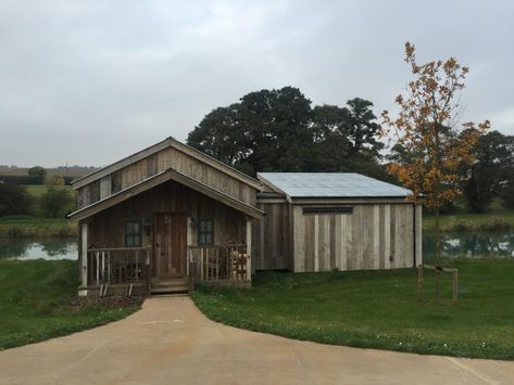 Soho Farmhouse Farmhouse Courtyard, Oxfordshire Countryside, Soho Farmhouse, Farmhouse Aesthetic, Indoor Outdoor Pool, Front Gate, Roll Top Bath, Small Lake, Front Gates