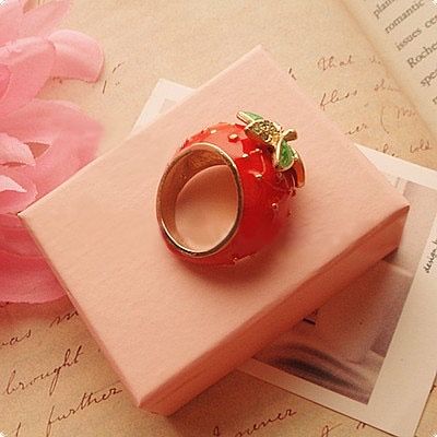 Strawberry Ring, Medical Fashion, Strawberry Fields Forever, Strawberry Decorations, Cherry Baby, Strawberry Fields, Dope Jewelry, Jewelry Inspo, Fashion Today