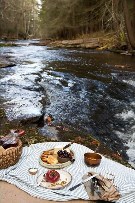 تمثال الحرية, River Camp, Hudson River Valley, Camping Aesthetic, Picnic Time, Hudson River, Upstate New York, A Picnic, Instagrammer