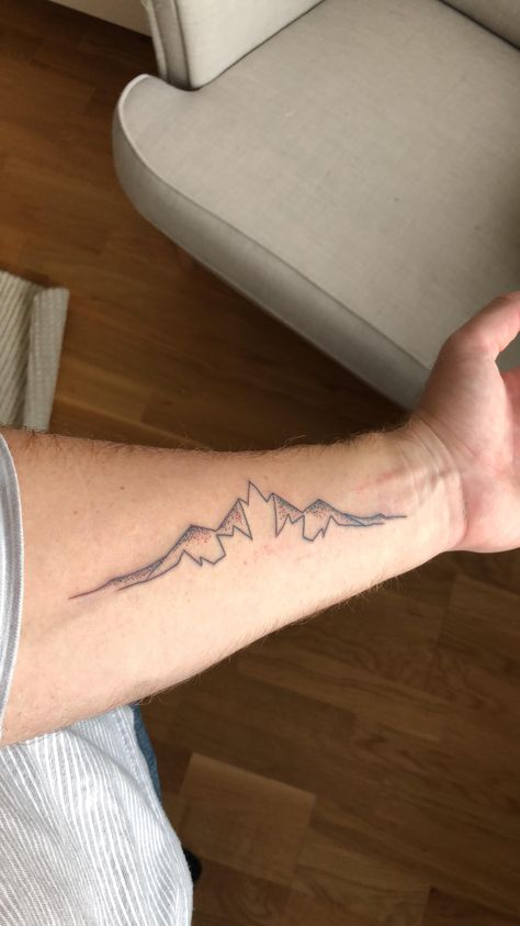 Traveller Tattoo, Shane Tattoo, Snowboarding Tattoo, Daniel Tattoo, Canadian Tattoo, Canada Tattoo, Survivor Tattoo, Circle Tattoos, Sweet Tattoos