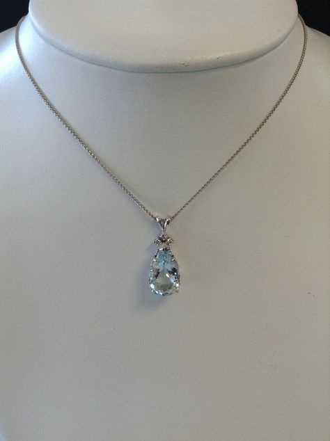 Aquamarine Teardrop Necklace, Aquamarine Necklace Aesthetic, Pendant Aesthetic, Necklace Diamond Pendant, قلادات متدلية, Beautiful Pendants, Fancy Jewelry Necklace, Pretty Jewelry Necklaces, Fancy Jewellery Designs