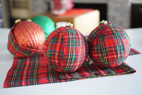 Homespun Fabric Christmas Ornaments, Cover Ornaments With Fabric, Diy Fabric Ornaments No Sew, Material Covered Christmas Baubles, Covering Christmas Balls With Fabric, How To Make Fabric Christmas Ornaments, Diy Fabric Ball Ornament, How To Cover Styrofoam Balls With Fabric, Diy Plaid Christmas Ornaments