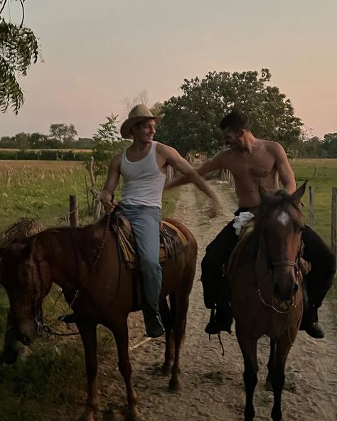 Brokeback Mountain, Cowboy Aesthetic, Mm Romance, John Denver, Gay Aesthetic, Country Men, Baby Cowboy, Dirt Road, Johnny Cash