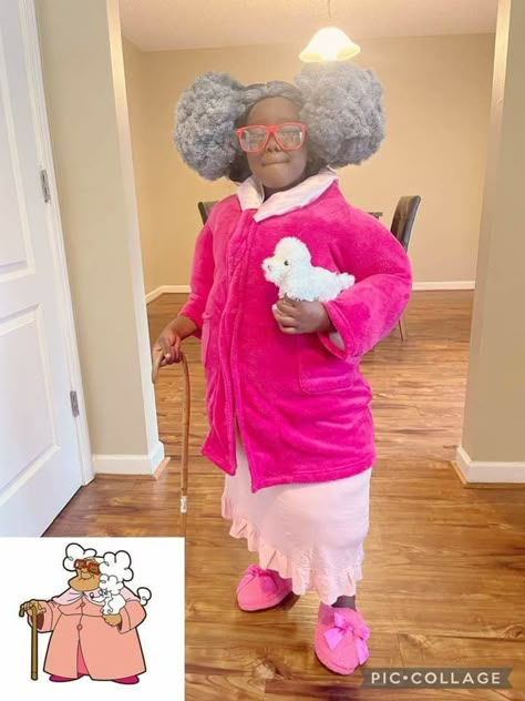 Cardi B Funny Face, Cartoon Halloween Costumes, Grandma Clothes, Black Halloween Costumes, Character Day, Spirit Week Outfits, Baby Halloween Outfits, Best Costumes, Hot Halloween Outfits