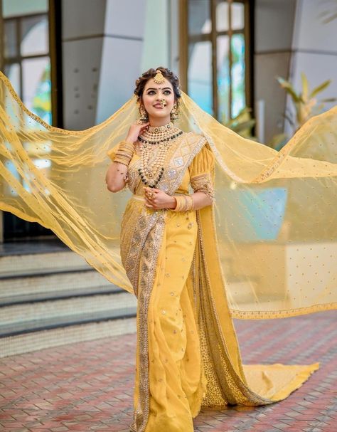 Haldi Look Bride Wedding Saree, Muhurtham Look, South Indian Bridal Look, Haldi Look For Bride, Haldi Look, Indian Bridal Look, Saree Pose, Latest Bridal Lehenga Designs, South Indian Bride Saree