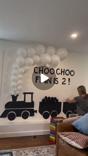 Babies_adda on Instagram: "Train theme birthday 🚂 save & share it ❤️ 
Follow @babies_adda #babies_adda for more creative baby videos 🥰 
.
Credit - @safeharbordoula" 2nd Birthday Traditions, Diy Train Party Decorations, Birthday Party Ideas For 2 Year Boy, Diy Train Birthday Party Decorations, Chugs Chugs Two Two Birthday, Train Theme Birthday Party Decorations, Christmas Train Decorations, Second Birthday Boy Themes, Train Party Theme