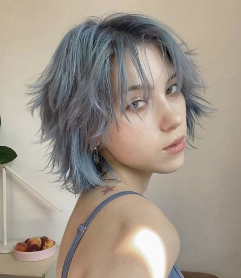 Aesthetic Hairstyles haircut grunge emo dye soft wolfcut fairycore academia photo simple mullet hair dark black blue Hair Inspiration Short, Hair Stylies, Dye My Hair, Hair Dye Colors, Short Hair Haircuts, Cut My Hair, Hair Inspo Color, American Beauty, Grunge Hair