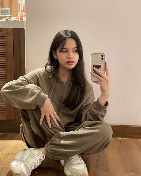 Cute Fit, Blue Suit, Ulzzang Girl, Influencer, Actresses