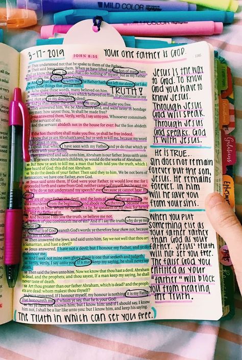 Bible Journal Notebooks, Bible Doodling, Bible Journaling Ideas Drawings, Bible Journal Notes, Inspire Bible Journaling, Bible Study Notebook, Christian Bible Study, Bible Time, Bible Study Verses