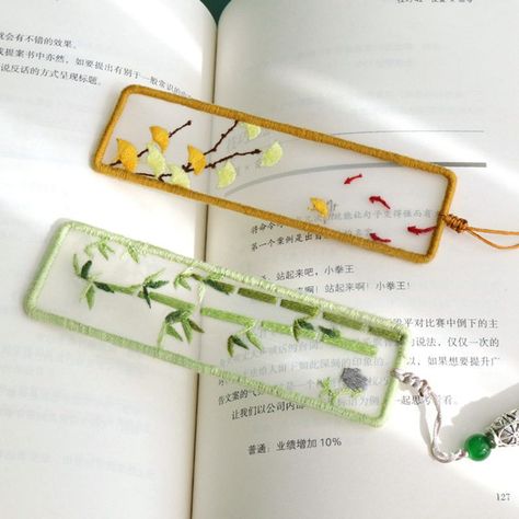 Smarter Shopping, Better Living! Aliexpress.com Seni Resin, Penanda Buku, Initial Disc Necklace, How To Make Bookmarks, 자수 디자인, Hand Embroidery Art, Monogram Necklace, Necklace Minimalist, Bookmarks Handmade