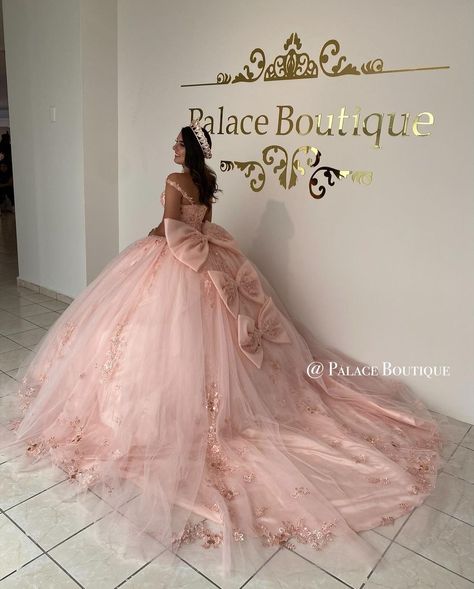 Rose Gold Quinceanera Shoes, Pink Quince Shoes, Pink Xv Dresses, Xv Dresses Pink, Quinceanera Ideas Pink, Pink Quince Theme, Ballroom Extravaganza, Rose Gold Quinceanera Dresses, Gold Quinceanera