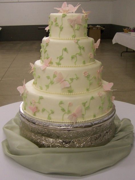 Tres Leches Quinceanera Cake, Pink Cakes Quinceanera, Pink And Green Sweet 16 Cake, Green Cake Quince, Sage Green Quince Dress With Pink Flowers, Green Quince Cake Ideas, Fairy Garden Quinceanera Theme Cake, Spring Themed Quinceanera, Sage Green Quinceanera Cake