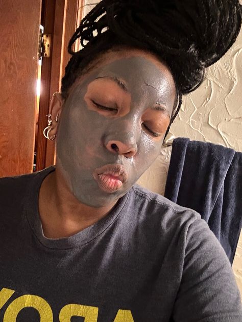 Saturday evening mud mask! Mud mask are used to remove impurities, unclog pores, and absorb excess oil. #mudmask #selflove #selfcare #selfcaretips #skincare #skincareroutine #skincareproducts Soothing Face Mask, Mud Masks, Mud Mask, Unclog Pores, Mens Skin Care, Skin Tips, Radiant Skin, All Skin Types, Skin Care Routine