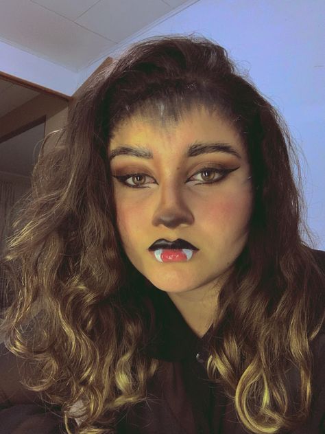 Werewolf Makeup Female Easy, Cute Wolf Makeup, Womens Werewolf Makeup, Werewolf Halloween Costume Women, Easy Wolf Makeup, Halloween Wolf Makeup, Werewolf Costume Women, Wolf Makeup Halloween, Halloween Aethstetic