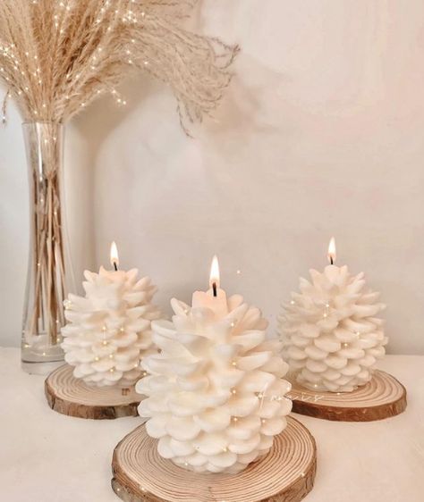 Christmas Home Decor Ideas, Homemade Scented Candles, Candles Photography, Cute Candles, Aesthetic Candles, Candle Art, Candle Business, Candle Inspiration, Homemade Candles