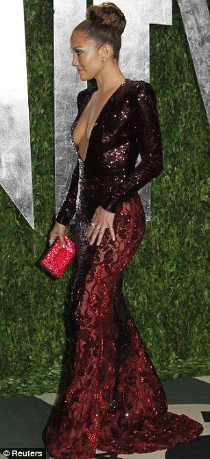 love JLO Jlo Red Carpet, Jlo Dress, Red Sequin Dress, فستان سهرة, Billboard Music Awards, On The Red Carpet, Red Carpet Dresses, Gorgeous Gowns, The Red Carpet