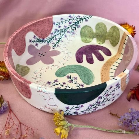 Ceramics Lovers on Instagram: "Ceramic bowl by @chimericalhomewares" Pottery Bowls Ideas, Shein Home Decor, Amazon Decor Finds, Diy Pottery Painting, Affordable Aesthetic, Amazon Decor, Cerámica Ideas, Decor 2024, Organization And Storage