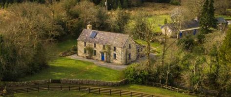 Old Irish Farmhouse Renovated for Efficiency | Natural Building Blog Old Irish Farmhouse, Irish Farmhouse Interior, Irish Farmhouse Exterior, Irish Farmhouse Renovation, Underground House Plans, Irish Homes, Irish Farmhouse, House Mediterranean, Irish Houses