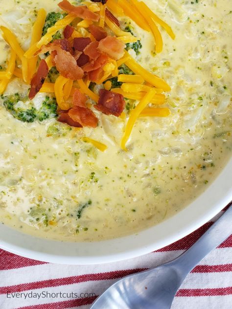 Broccoli Cauliflower Cheese Soup, R3 Recipes, Broccoli Cauliflower Cheese, Healthy Hearty Soup, Cauliflower Cheese Soup, Broccoli Cauliflower Soup, Cauliflower Cheese Soups, Broccoli Cheddar Soup Recipe, Cheddar Soup Recipe