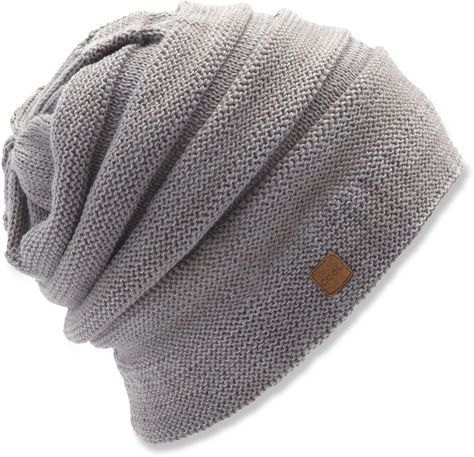 Outlet Michael Kors, Moncler Jacket, Knitted Beanie, Slouchy Hat, Winter Hats For Women, Mens Winter Fashion, Outdoor Brands, Look Fashion, Beanie Hats