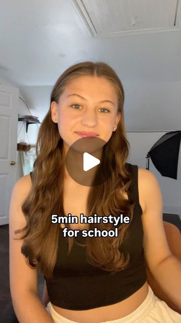 Hairstyles Of The Week, Easy And Cute Hairstyles For School, Easy Hairstyles To Do On Yourself Simple, Holiday Hairstyles For Long Hair, Hair Wash Day Hairstyles, Hairstyles For A Week, Cute Sleek Hairstyles, Easy Cute Hairstyles For School, Cute Easy Hairstyles For School