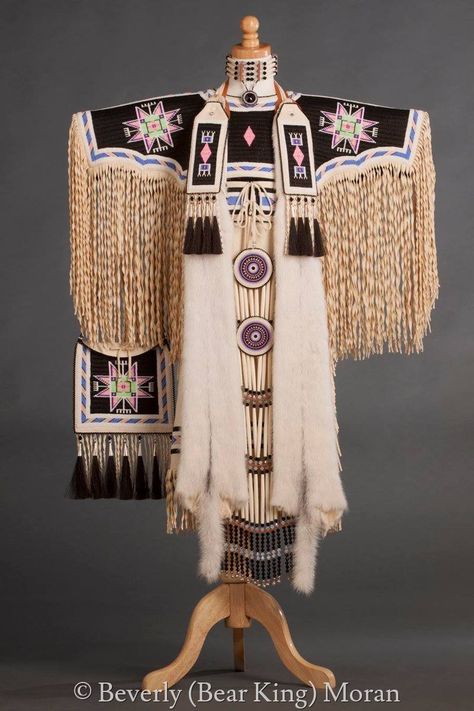 Native American Wedding Dress, Native American Style Outfits, Powwow Outfits, Buckskin Dress, American Indian Clothing, Bear King, Native Outfits, Native American Wedding, Native American Dress