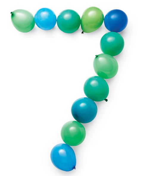 Basic monochromatic balloons are anything but when you use them to deck out your… Dinner Hosting, Kitchen Stairs, Stairs Wall, Number Seven, Blowing Up Balloons, Budget Party, Colorful Birthday Party, Party Hardy, Birthday Pics