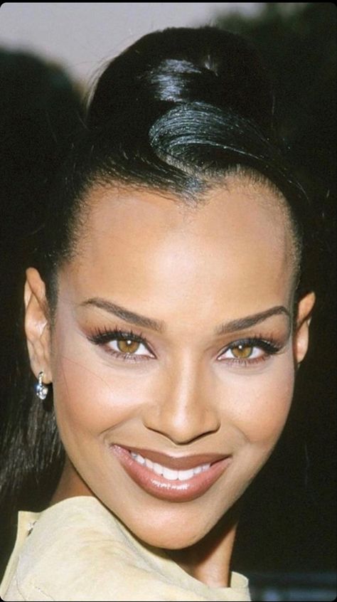 Lisa Raye 90s, Nia Baxter, Lisaraye Mccoy, Lisa Raye, 90s Fine, Lisa Lisa, Natural Everyday Makeup, Vintage Black Glamour, Black Women Makeup