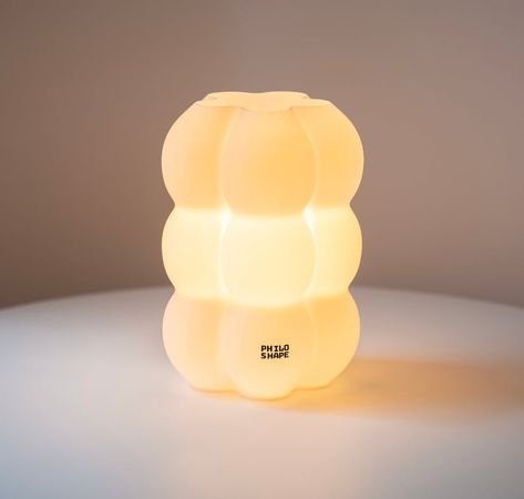 Yoli Lamp: 3d-printed in London. Bedside Lamp, Table Lamp, Ambient Light. Simple, Modern, Cozy, Unique, Unusual, Recycled, Soft Desk Light. - Etsy UK 3d Lamp Design, 3d Print Light, Desk Lamp Design, Drukarka 3d, Geometric Sculpture, 3d Lamp, Retro Lamp, Lamp Table, Desk Light