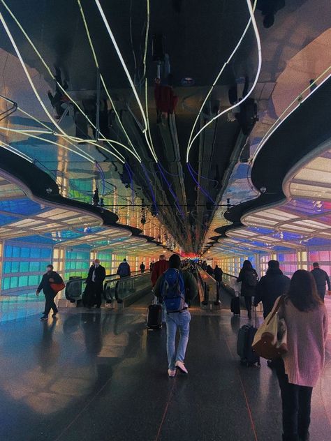 chicago airport Ohare Airport Chicago, Ohare Airport, Airport Aesthetics, Midway Airport, Chicago Airport, Chicago Aesthetic, Airport Aesthetic, Aircraft Mechanics, Big City