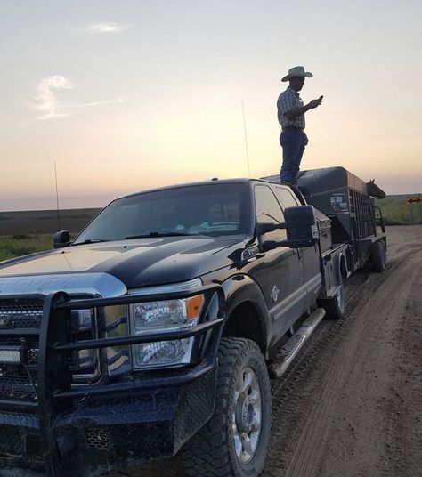 Bubba Truck, Ranch Truck, Cowboy Stuff, Future Dreams, Rodeo Life, King Ranch, Pretty Cars, Rodeo, Dream Cars