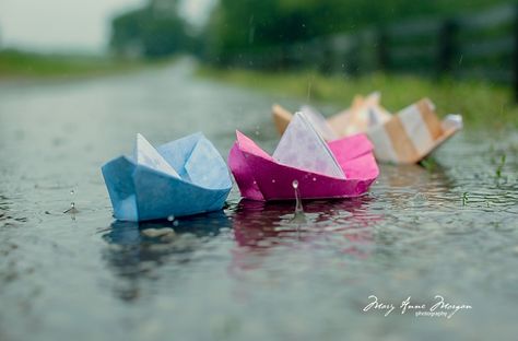 paper-boats-and-puddles Nature Photography Quotes, Paper Boats, Rainy Day Aesthetic, Good Photo Editing Apps, Snap Streak Ideas Easy, Lake Photography, Instagram Creative Ideas, Cute Images For Dp, Snap Streak